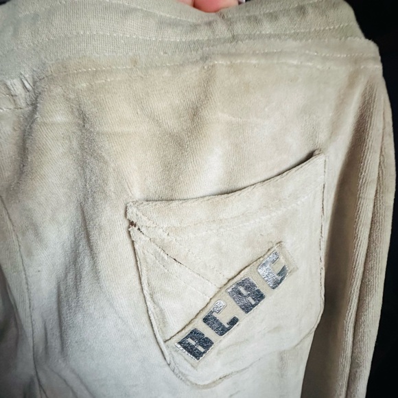 BCBG TRACKSUIT PANTS AND SWEATER SET - Picture 5 of 5